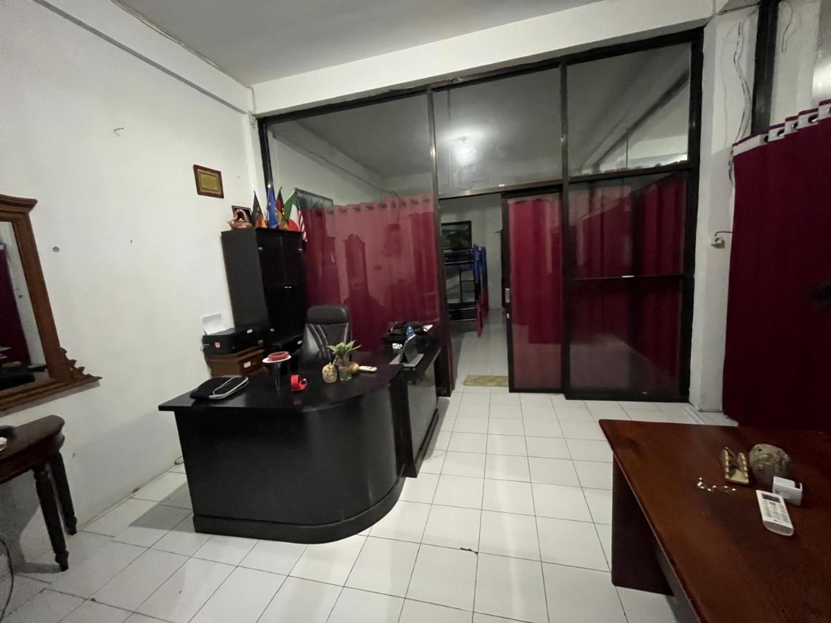 Oseania Hostel Senggigi Dış mekan fotoğraf